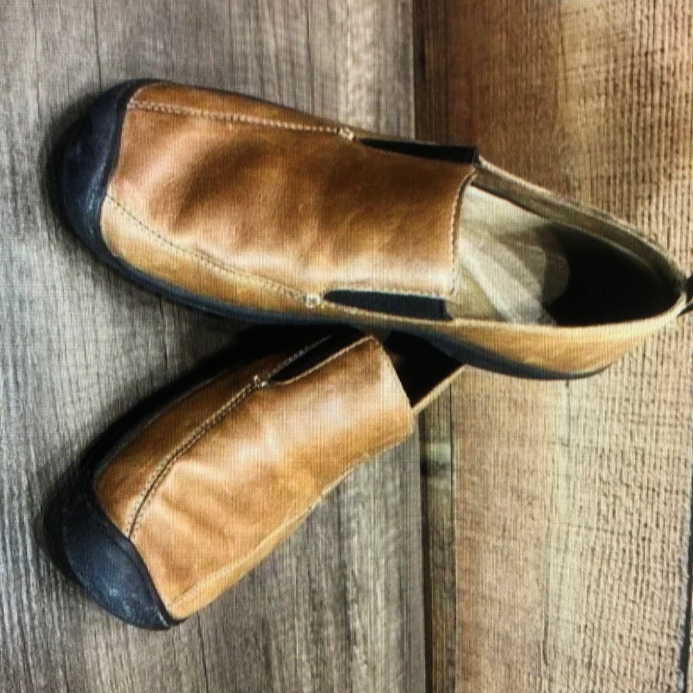 Keen loafer slip on shoes women’s cigar brown leather